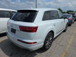 Glacier White Metallic 2019 Audi Q7 55 Prestige