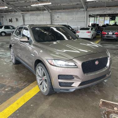 2017 Jaguar F-PACE 35t Prestige