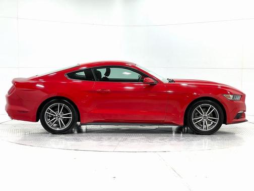 2017 Ford Mustang EcoBoost