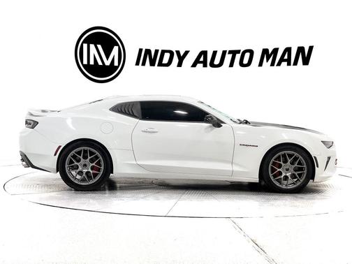 White 2018 Chevrolet Camaro 2SS