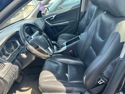 2016 Volvo V60 T5 Premier