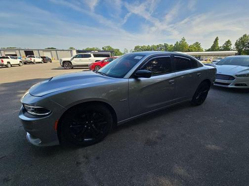 2018 Dodge Charger R/T