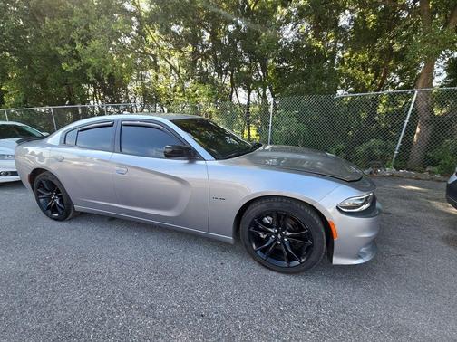 2018 Dodge Charger R/T