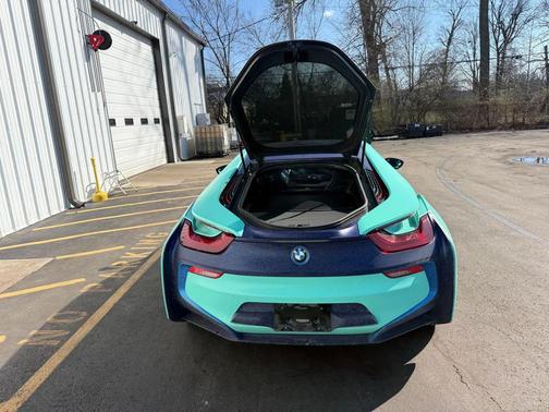 2016 BMW i8 Base