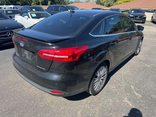 2017 Ford Focus Titanium