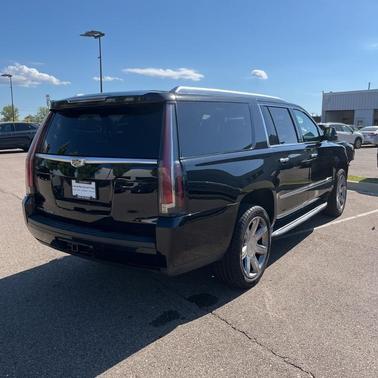 2019 Cadillac Escalade ESV Luxury