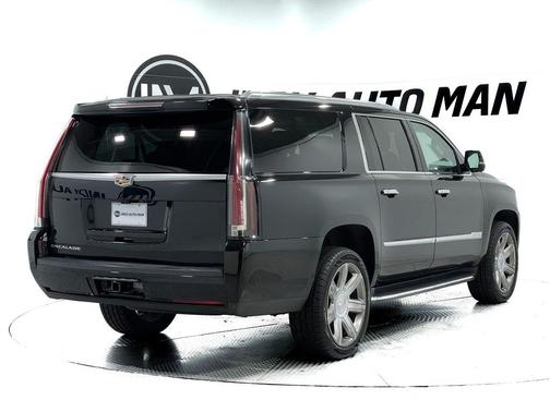 2019 Cadillac Escalade ESV Luxury