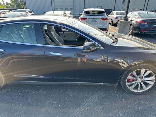 2014 Tesla Model S P85D