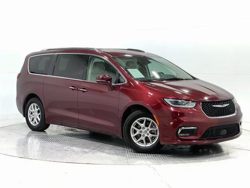 2021 Chrysler Pacifica Touring-L
