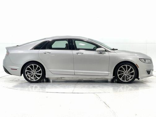 2017 Lincoln MKZ Reserve