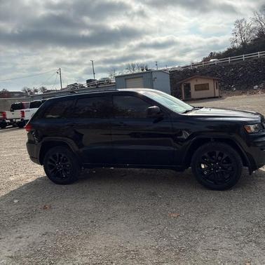 2019 Jeep Grand Cherokee Altitude