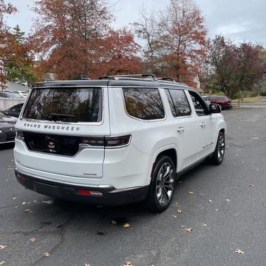 2022 Jeep Grand Wagoneer Series III