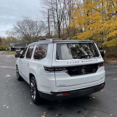 2022 Jeep Grand Wagoneer Series III