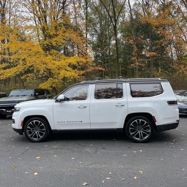 2022 Jeep Grand Wagoneer Series III