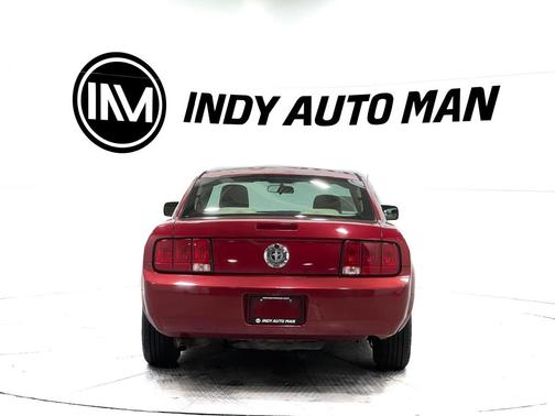 2005 Ford Mustang Deluxe