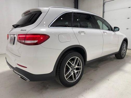 2017 Mercedes-Benz GLC 300 Base 4MATIC