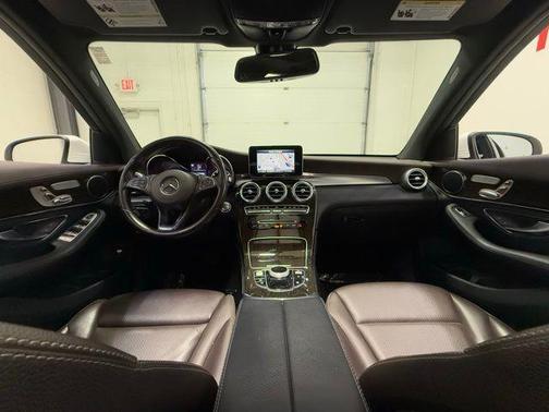 2017 Mercedes-Benz GLC 300 Base 4MATIC