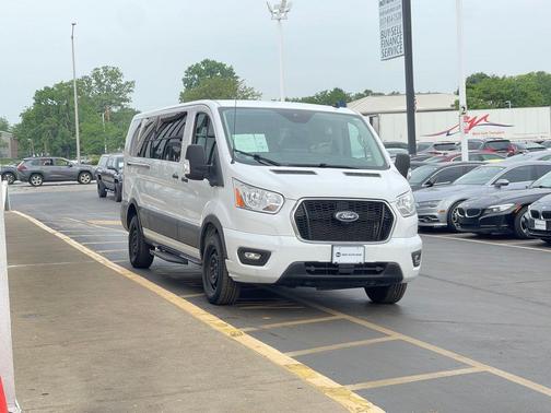 2022 Ford Transit-350 XLT