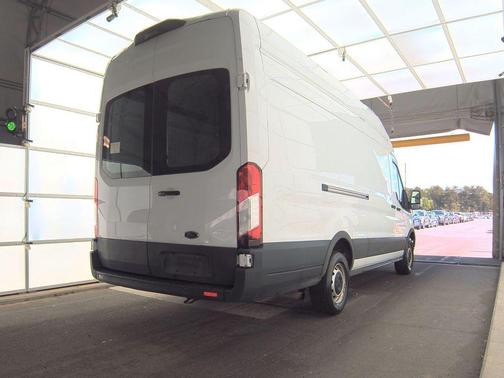 2021 Ford Transit-250 Base