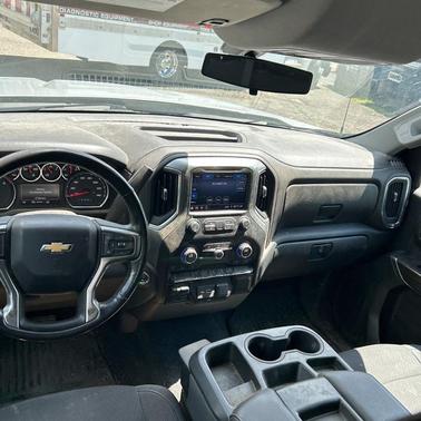 Silver Ice Metallic 2019 Chevrolet Silverado 1500 LT