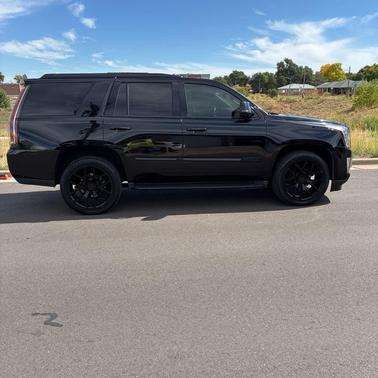 2016 Cadillac Escalade Luxury