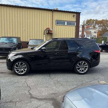 2020 Land Rover Discovery Landmark