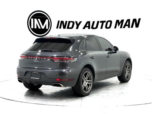 2021 Porsche Macan Base
