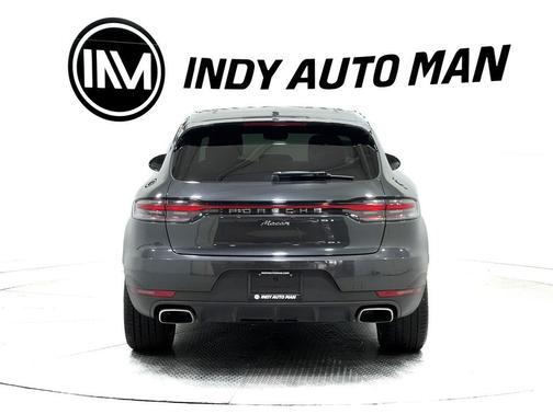 2021 Porsche Macan Base