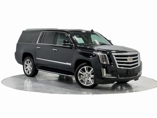 2018 Cadillac Escalade ESV Luxury