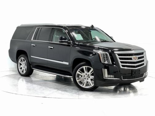 2018 Cadillac Escalade ESV Luxury