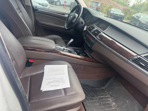 2008 BMW X5 4.8i