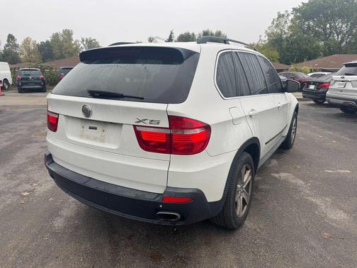 2008 BMW X5 4.8i