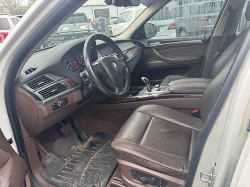 2008 BMW X5 4.8i
