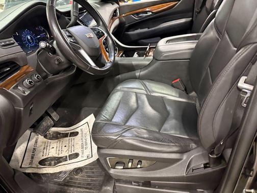 2018 Cadillac Escalade Premium Luxury