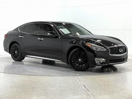 2016 INFINITI Q70L 3.7X