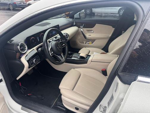 2022 Mercedes-Benz CLA 250 Base 4MATIC