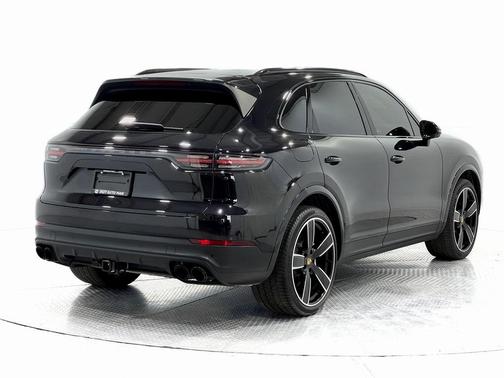 2019 Porsche Cayenne S