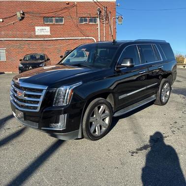 2018 Cadillac Escalade Luxury