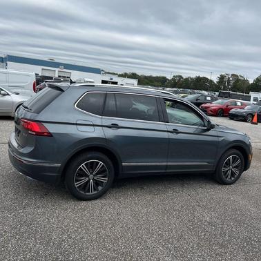 2019 Volkswagen Tiguan 2.0T SEL