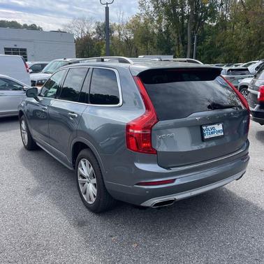 2016 Volvo XC90 T6 Momentum