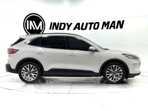 2020 Ford Escape Titanium Hybrid
