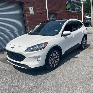 2020 Ford Escape Titanium Hybrid