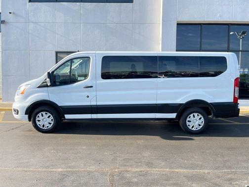 2022 Ford Transit-350 XLT