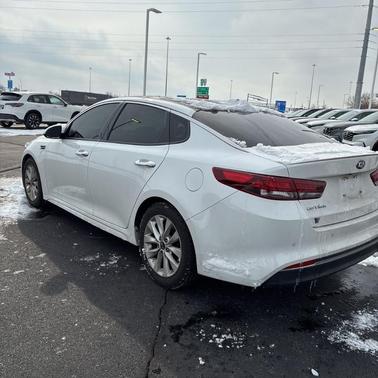 2018 Kia Optima S