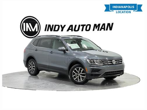 Platinum Gray Metallic 2019 Volkswagen Tiguan 2.0T SE SUV