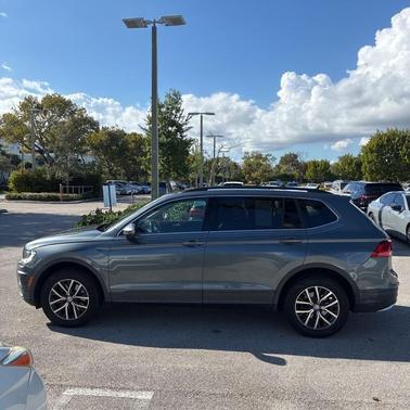 2019 Volkswagen Tiguan 2.0T SE