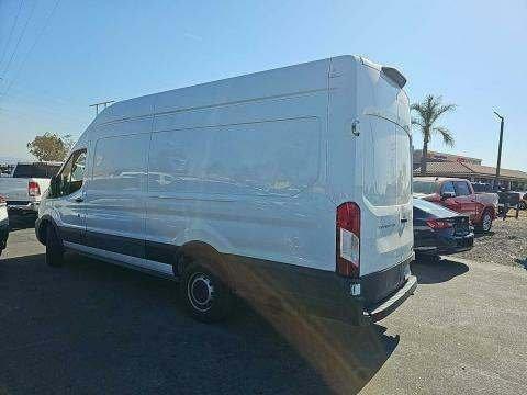 2022 Ford Transit-250 Base