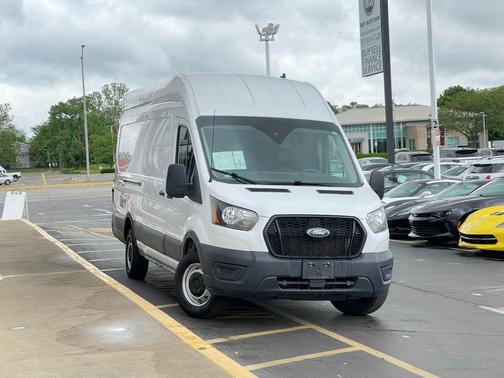 2022 Ford Transit-250 Base