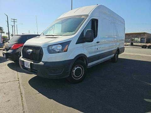 2022 Ford Transit-250 Base