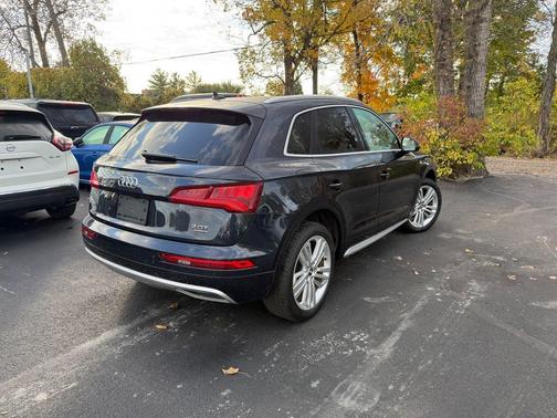 2018 Audi Q5 2.0T Premium Plus